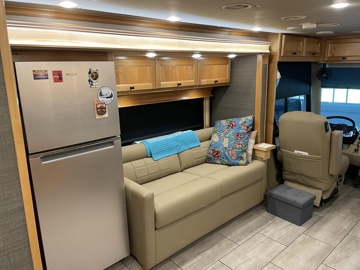Used 2022 Tiffin Allegro Breeze 31BR