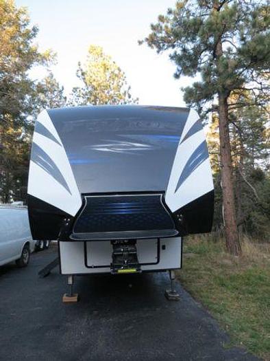 Used 2019 Keystone Fuzion 373