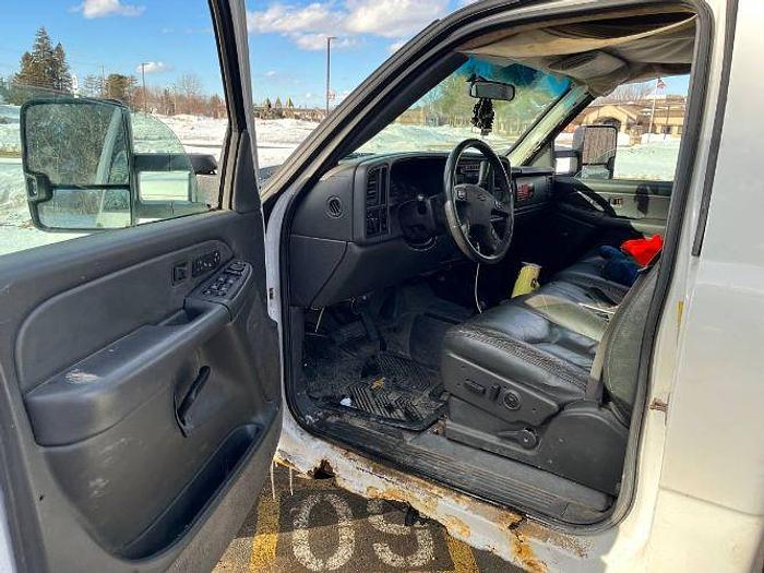 Used 2005 GMC Sierra 3500 WT