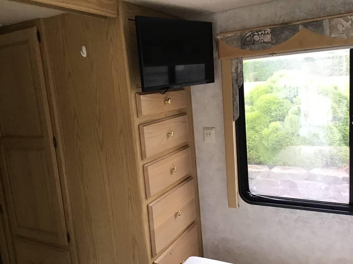 Used 1998 Monaco Diplomat