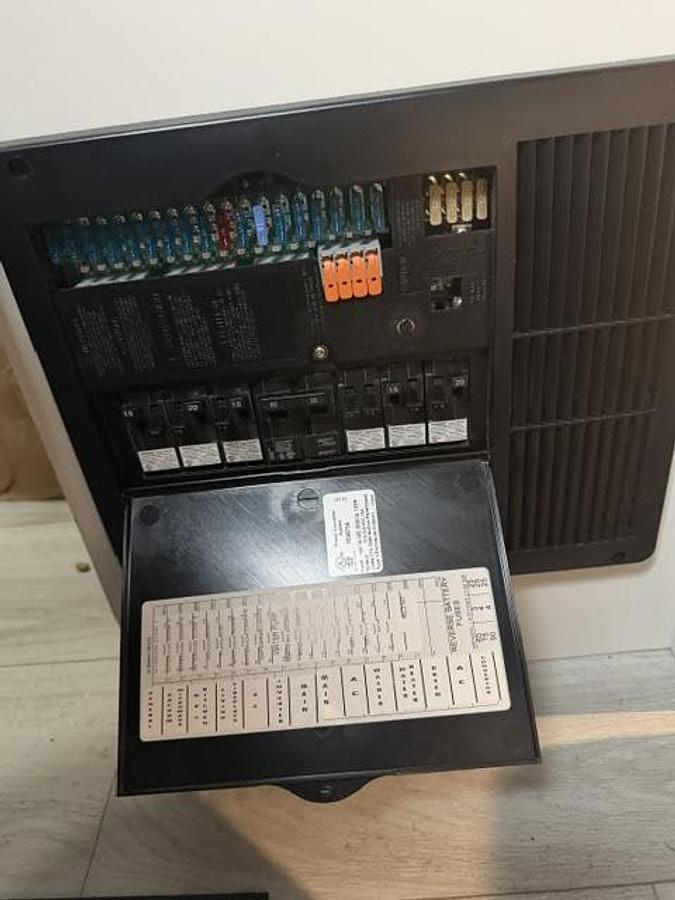 Used 2025 Keystone Montana 3915TB