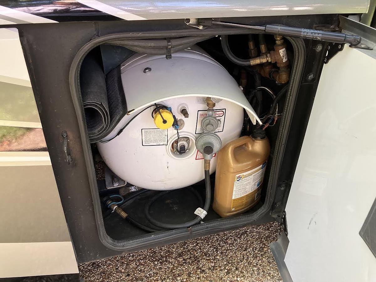 Used 2013 Fleetwood Excursion 33A Class A Motorhome