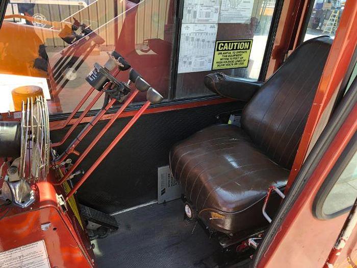 Used 2005 National 1300H 30 Ton Crane Truck