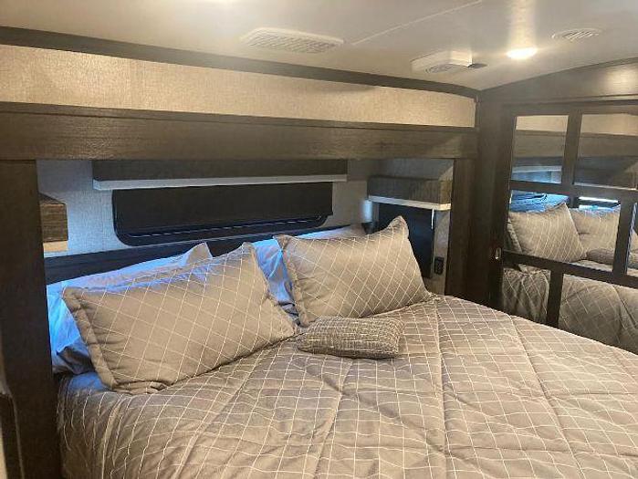 Used 2021 Jayco North Point 387RDFS