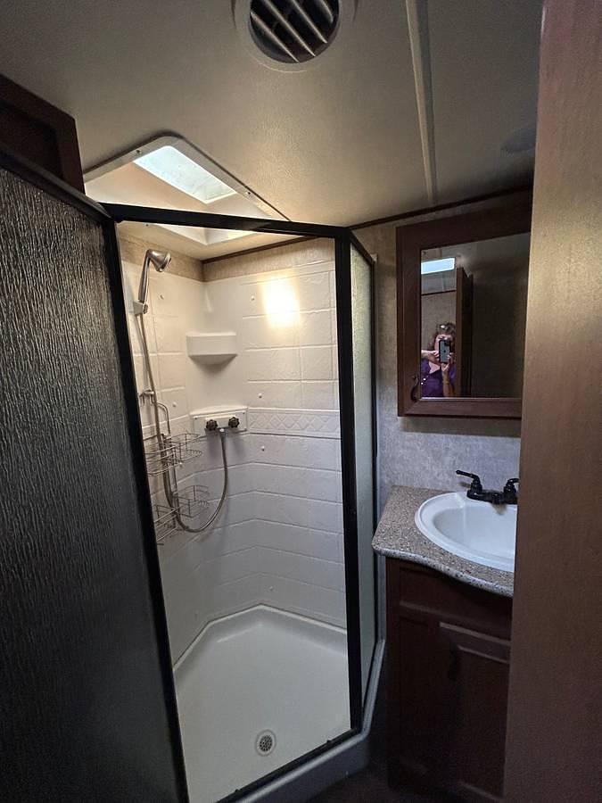 Used 2015 Open Range Light 318RLS