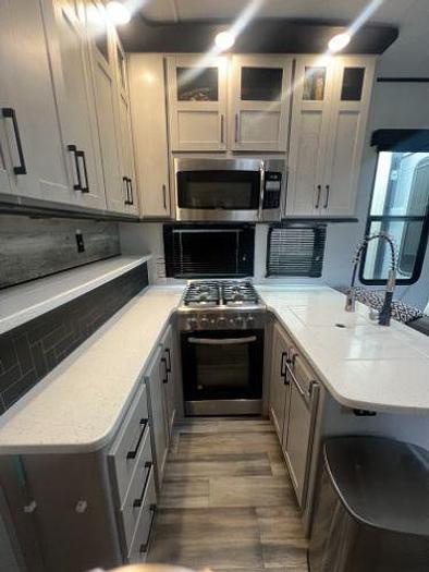 Used 2024 Heartland Cyclone 4006