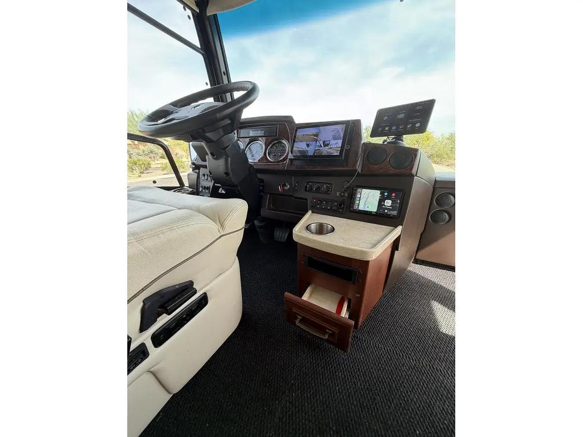 Used 2015 Winnebago Itasca Ellipse 42HD