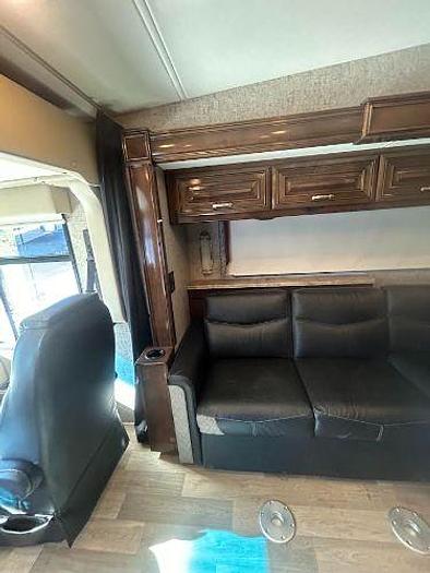 Used 2018 Thor Motor Coach Outlaw 37GP