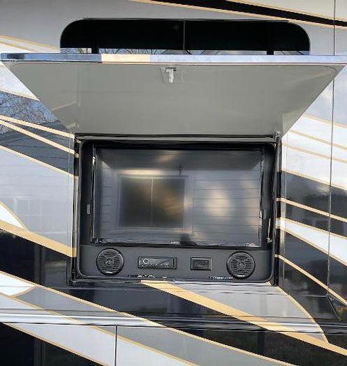 Used 2018 Jayco Seneca 37TS