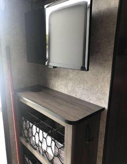 Used 2017 Winnebago Winnie Drop WD1780