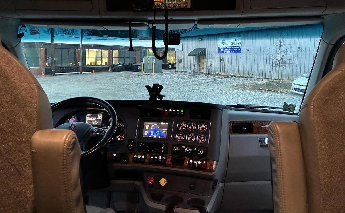 Used 2020 Kenworth T680