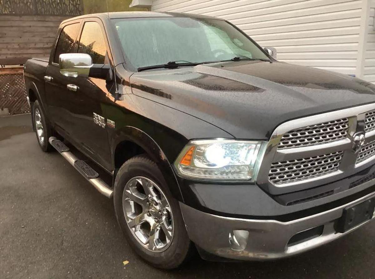 Used 2018 RAM 1500 Laramie Crew Cab SWB 4WD