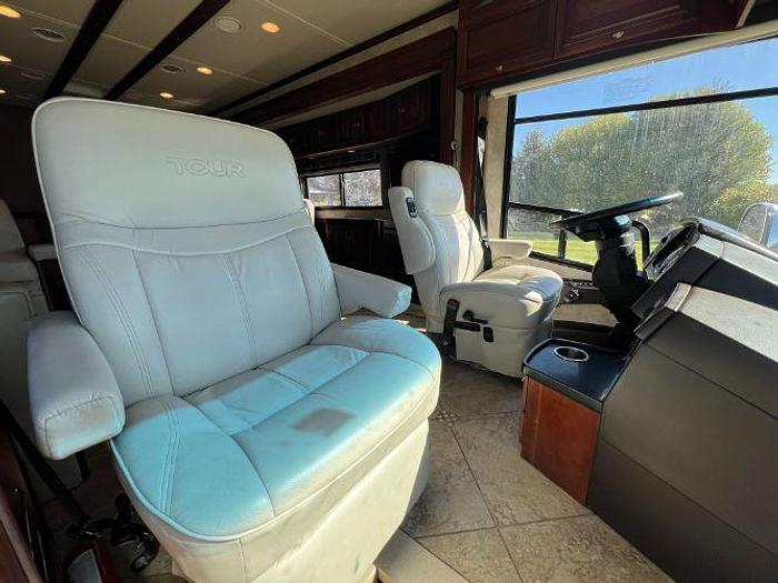 Used 2011 Winnebago Tour 42QD