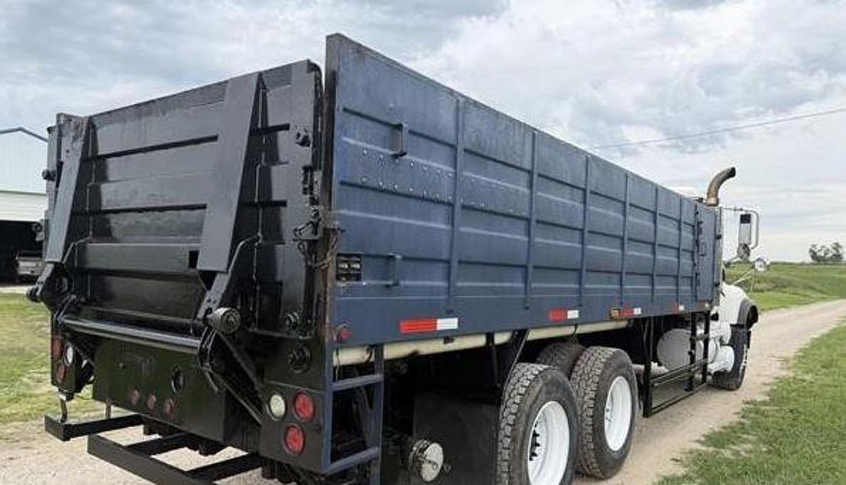Used 2007 Mack Granite CV713