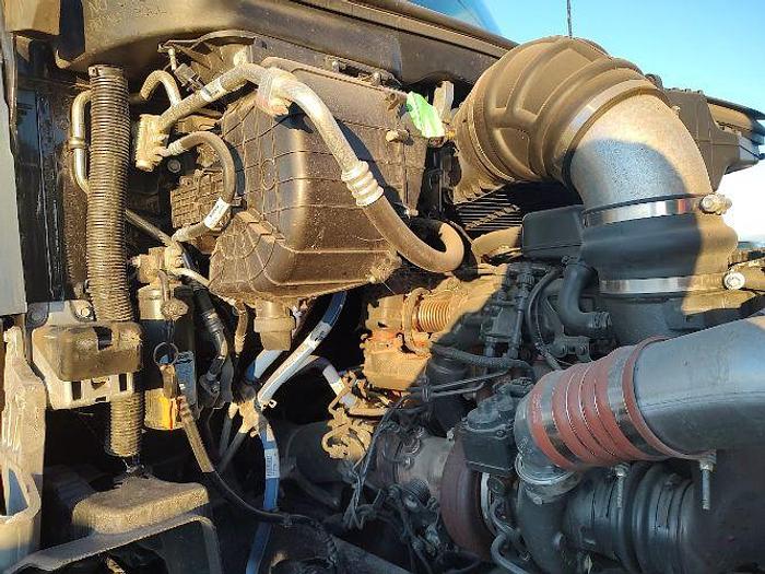 Used 2022 KENWORTH T880