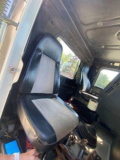 Used 1995 Freightliner USF-1E