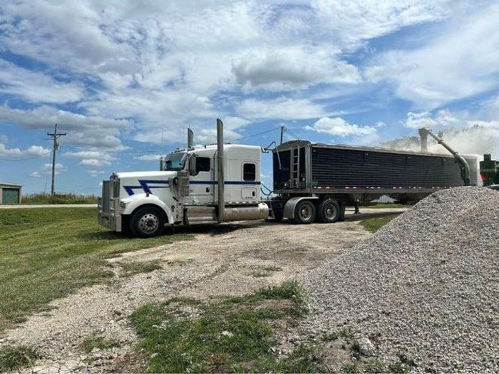 Used 2016 KENWORTH W900