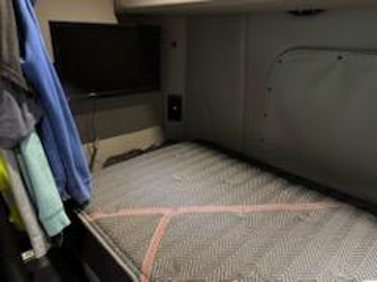 Used 2026 Peterbilt 567 Sleeper Semi Truck