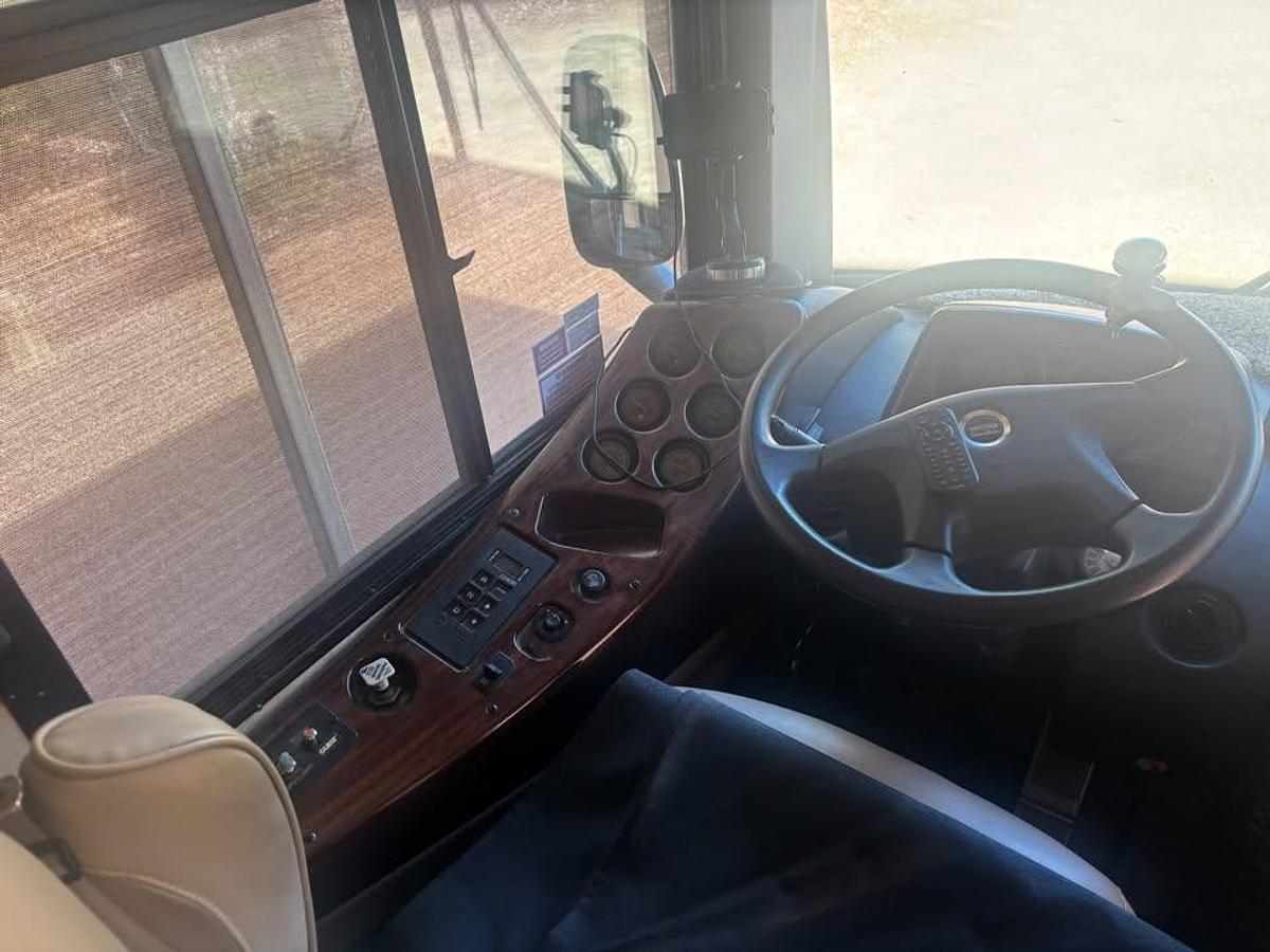 Used 2007 Gulf Stream Coach Friendship G8 8412 Class A Motorhome