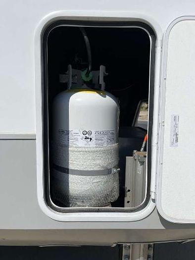 Used 2023 Palomino Columbus 379MB