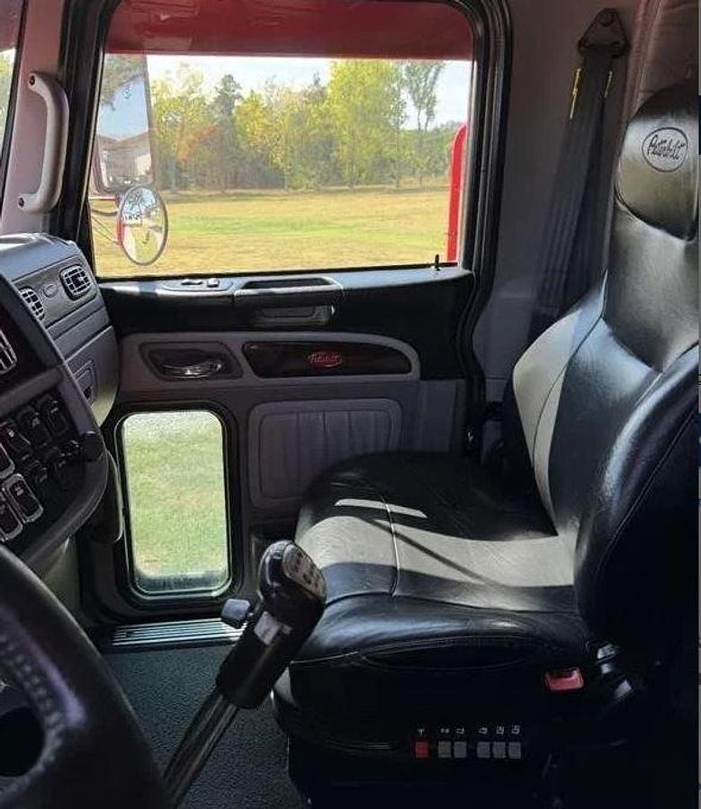 Used 2020 PETERBILT 389 and 2019 Armor Lite Trailer