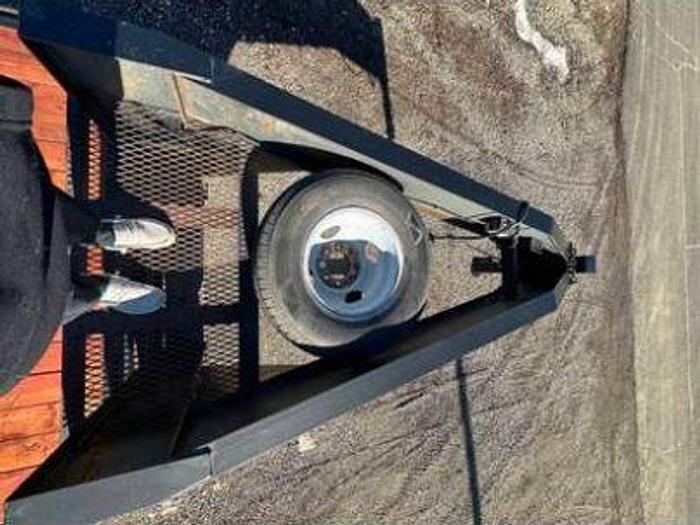 Used 2006 Gooseneck Trailer