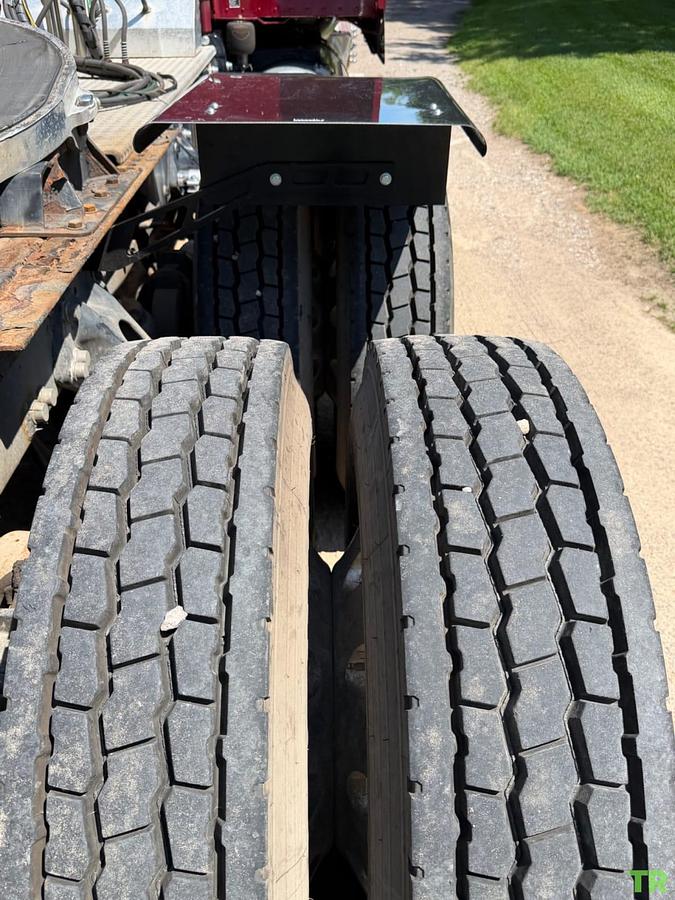 Used 2020 Peterbilt 389