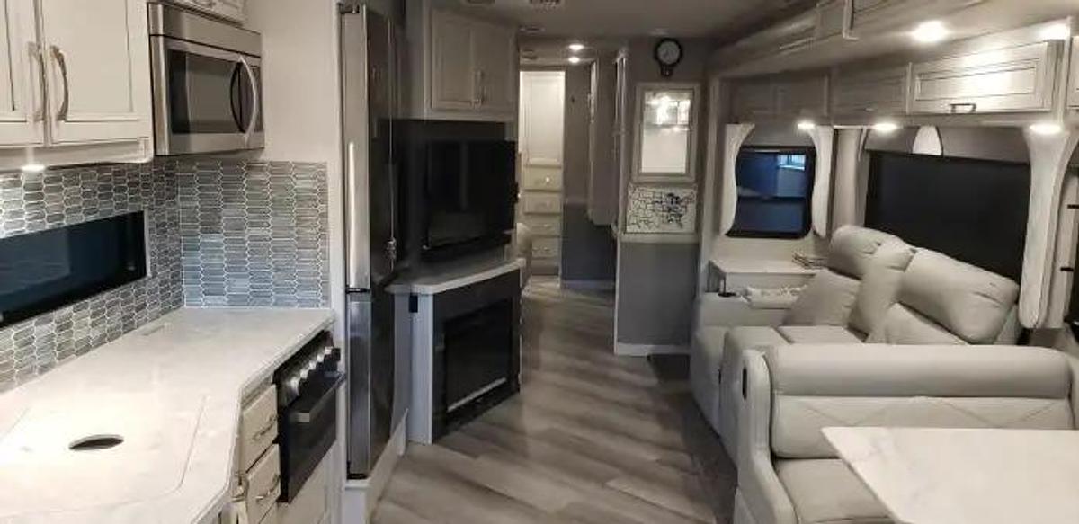 Used 2023 Fleetwood Bounder 35K