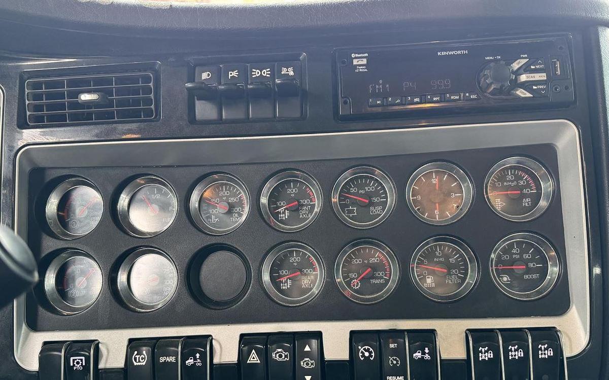 Used 2016 Kenworth T800