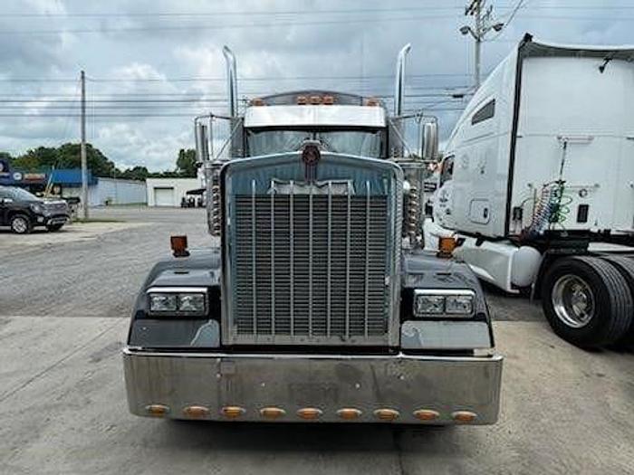 Used 2020 KENWORTH W900L