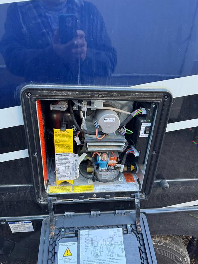 Used 2024 Forest River Riverstone Legacy 42FSKG