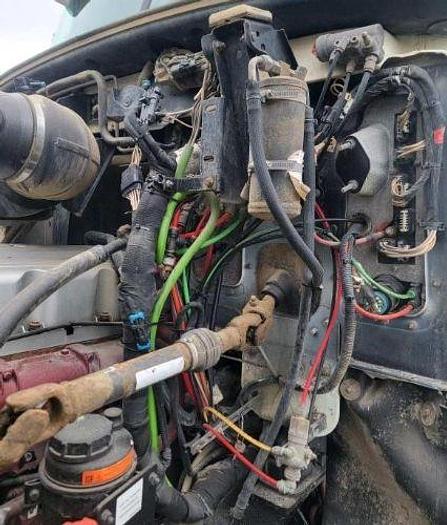 Used 2014 Mack PINNACLE CHU613