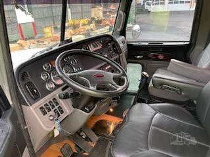 Used 2012 Peterbilt 367