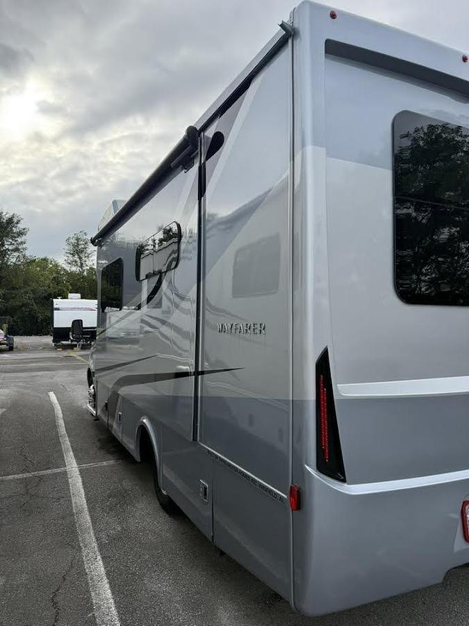 Used 2022 Tiffin Motorhomes Wayfarer 25RW Class C Motorhome