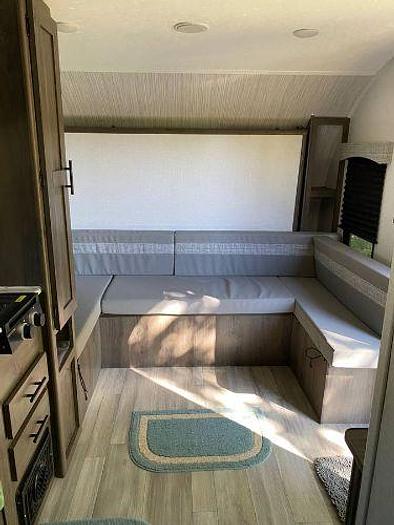 Used 2022 Coachmen Clipper Ultra Lite 182DBU