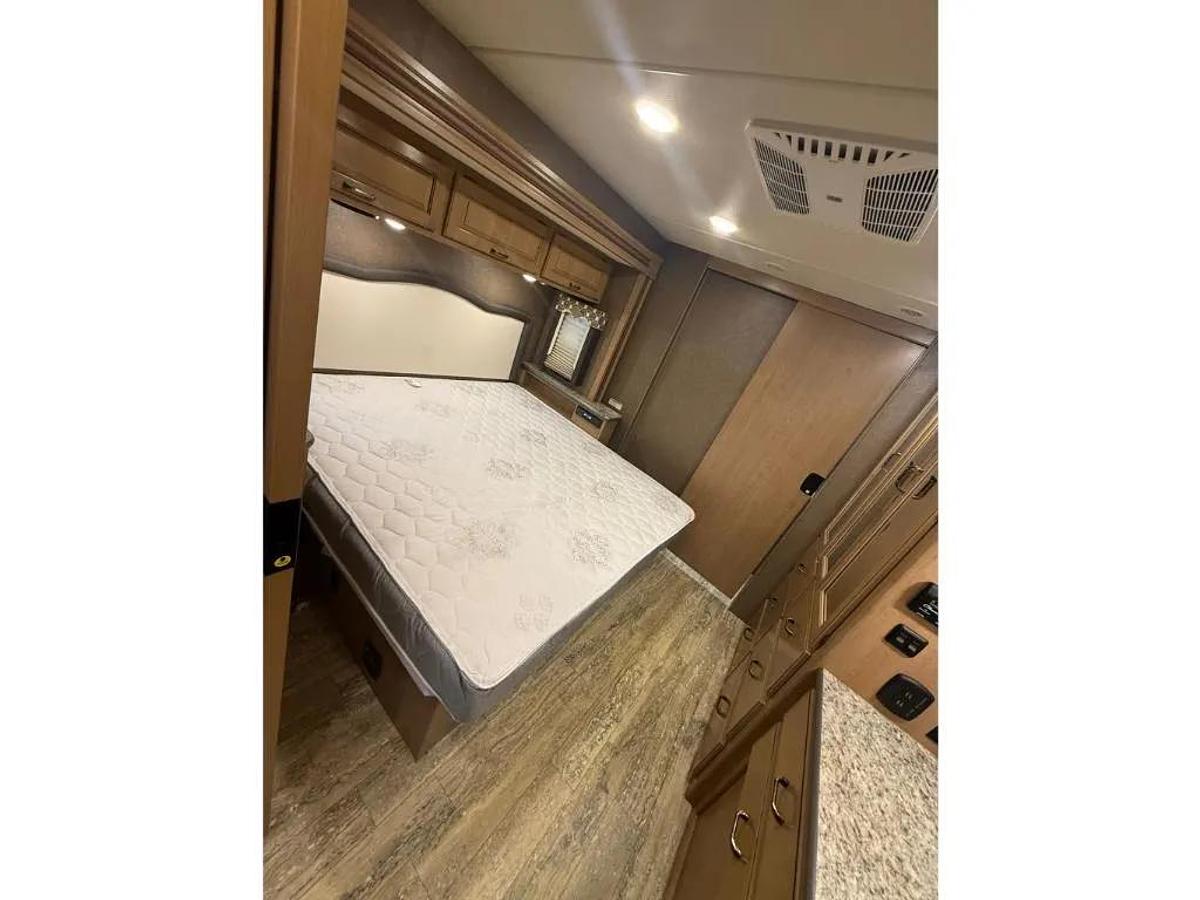Used 2018 Thor Motor Coach Hurricane 35M Class A Motorhome