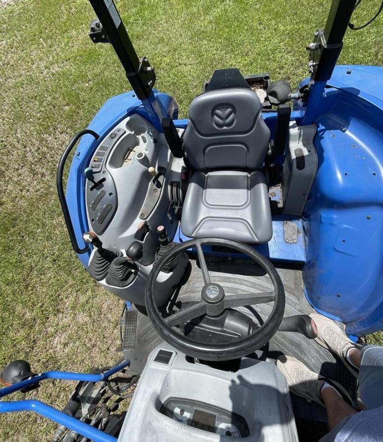 Used 2015 NEW HOLLAND T4.75