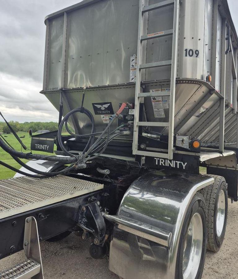 Used 2016 Peterbilt 389 & 2022 TRINITY TRAILER MFG EAGLE BRIDGE