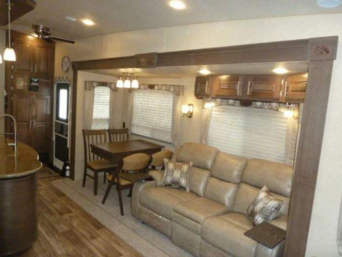 Used 2020 Northwood Arctic Fox Grande Ronde 35-5Z with a 2020 Chevrolet Silverado 3500HD 4WD