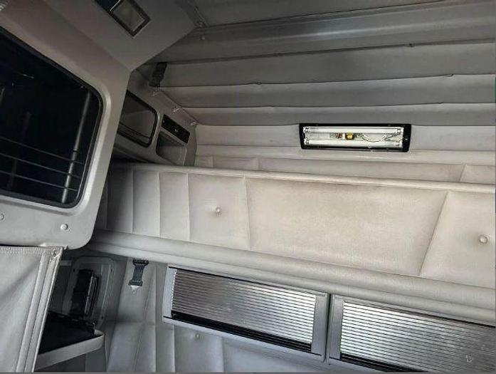 Used 2007 Peterbilt 379