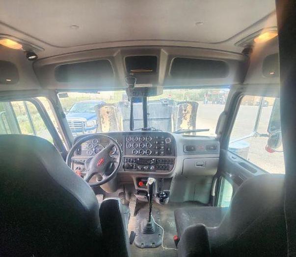 Used 2017 Peterbilt 367