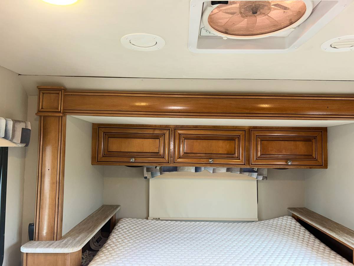 Used 2016 Thor Motor Coach Siesta