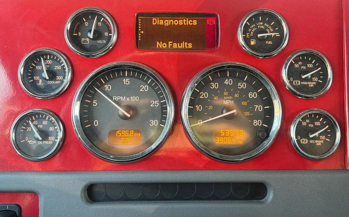 Used 2022 Peterbilt 389 Sleeper Semi Truck