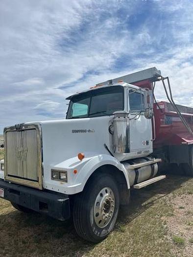 Used 1997 Western Star Tandem Axle Dump Truck