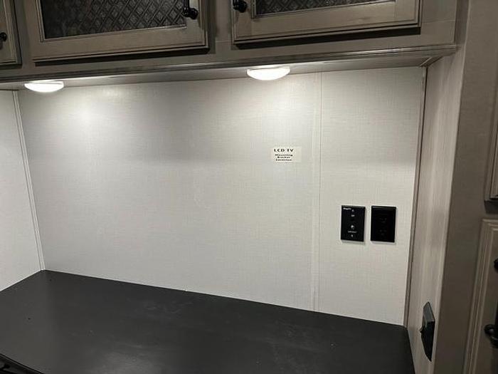 Used 2022 Keystone Montana High Country 385BR