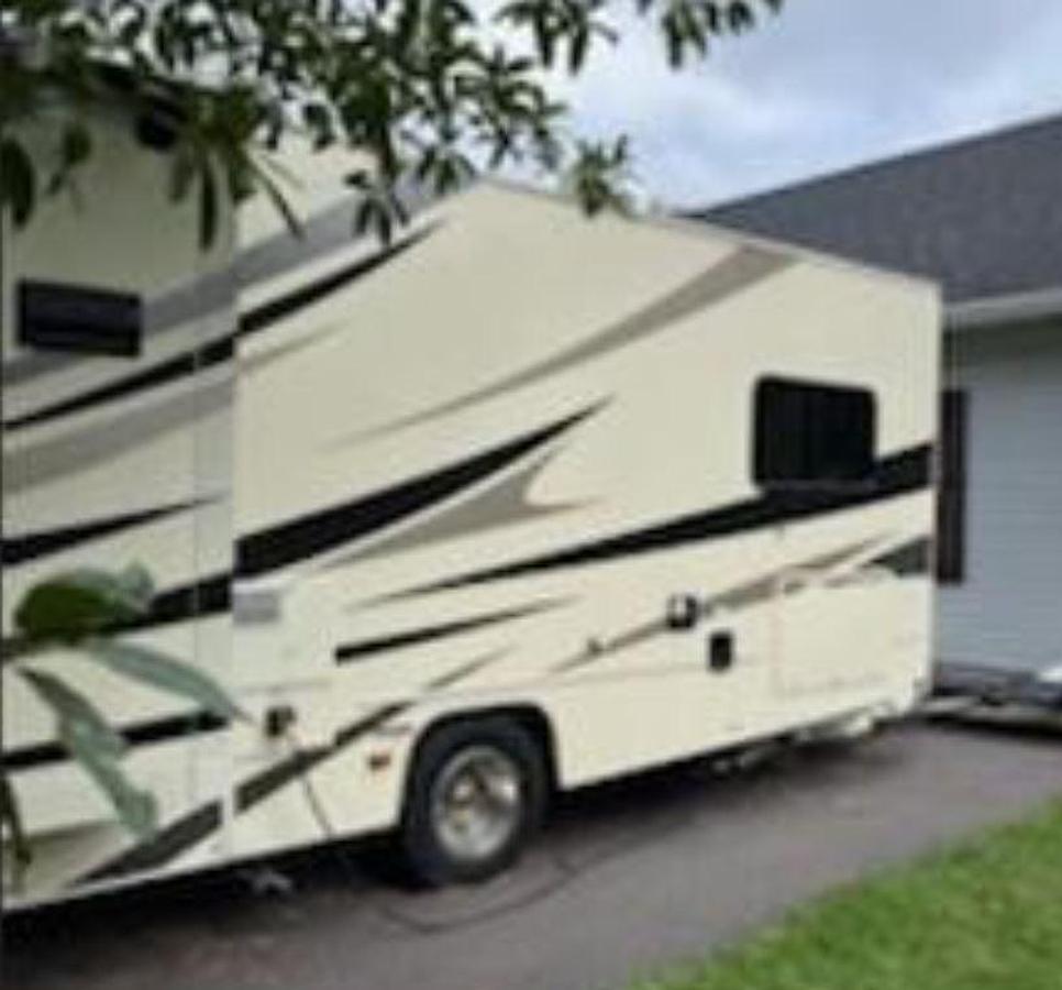 Used 2020 Coachmen Freelander 31BH