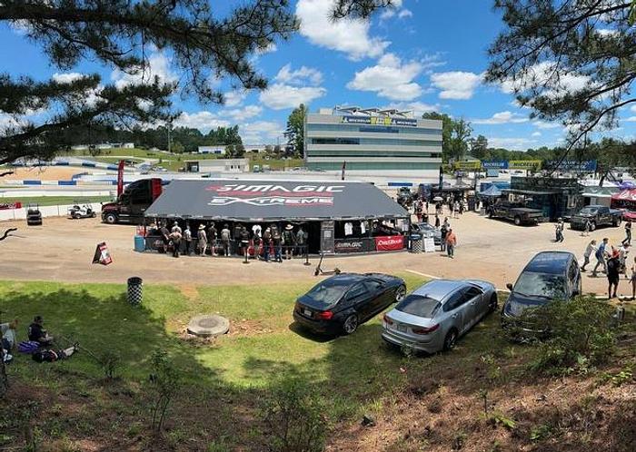 Used 2020 International LT625 2004 53' Stacker Trailer