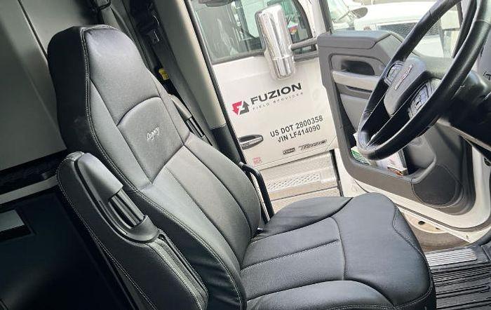 Used 2022 KENWORTH T880