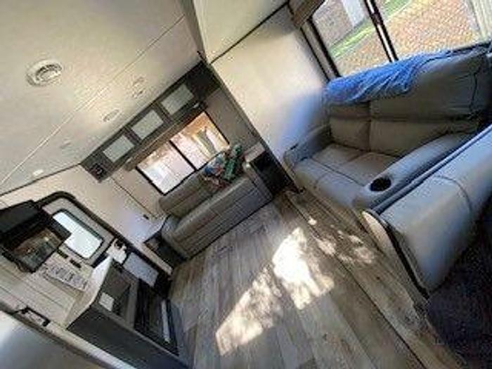 Used 2022 Dutchmen Aspen Trail 2860RLS