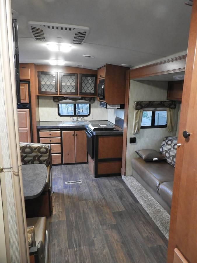 Used 2017 28 ft Northwood Snow River Rugged Lite
